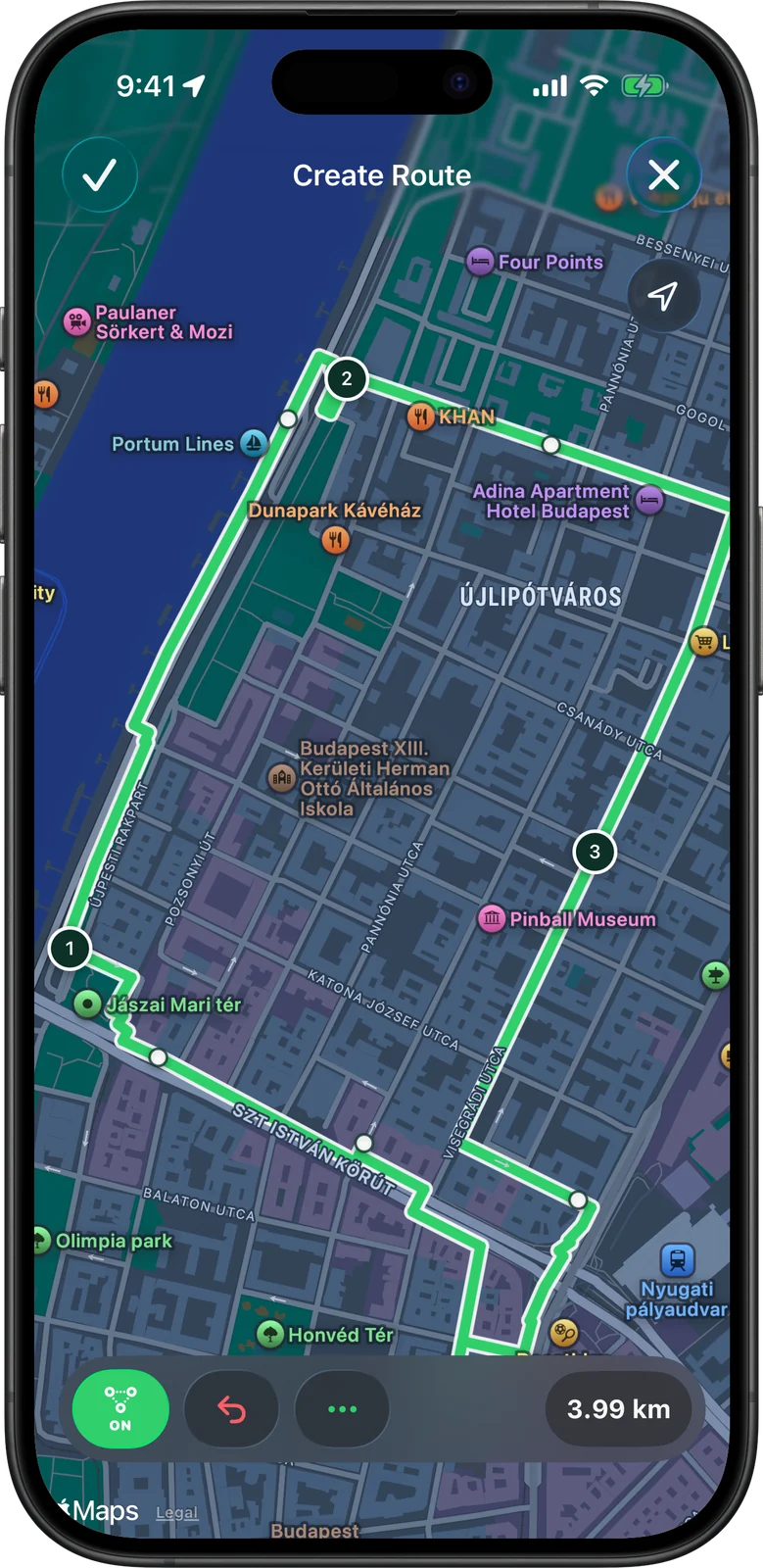 Vanoor's route planner on iPhone: a route drawn tap by tap with legs snapped to paths and kilometre markers